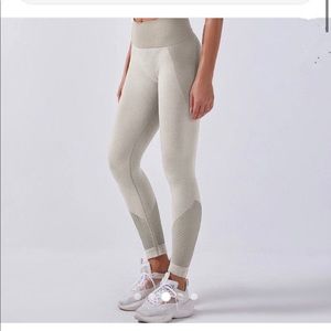Astoria Activewear APEX Legging